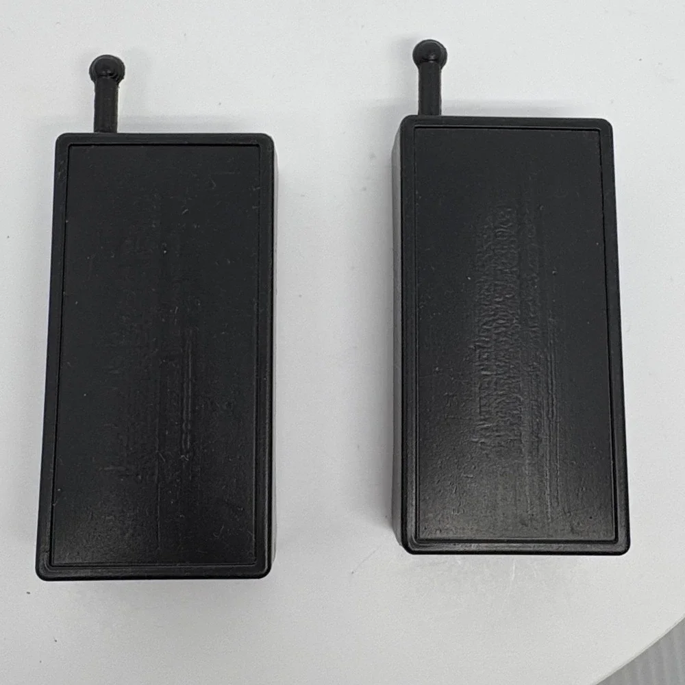 2 Miniature Walkie Talkie Toy Set Black Plastic Action Figure Prop Spy *pretend